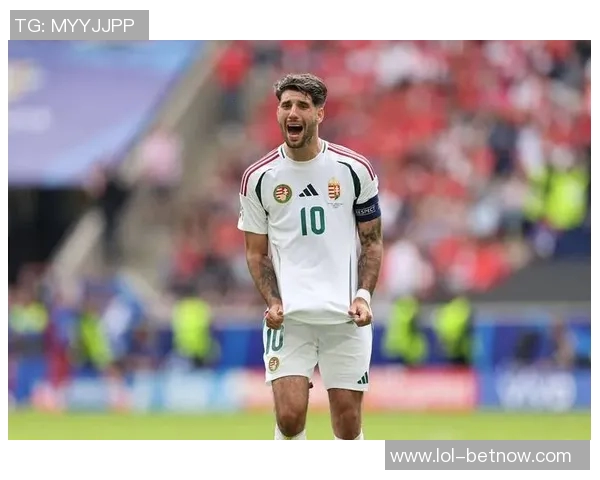 世界杯激情对决巴黎圣日耳曼逆转利物浦的补时绝杀战术解析