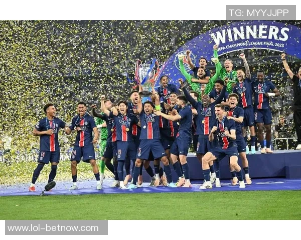 欧冠激战皇马逆转利物浦四比三转会传闻引发热议